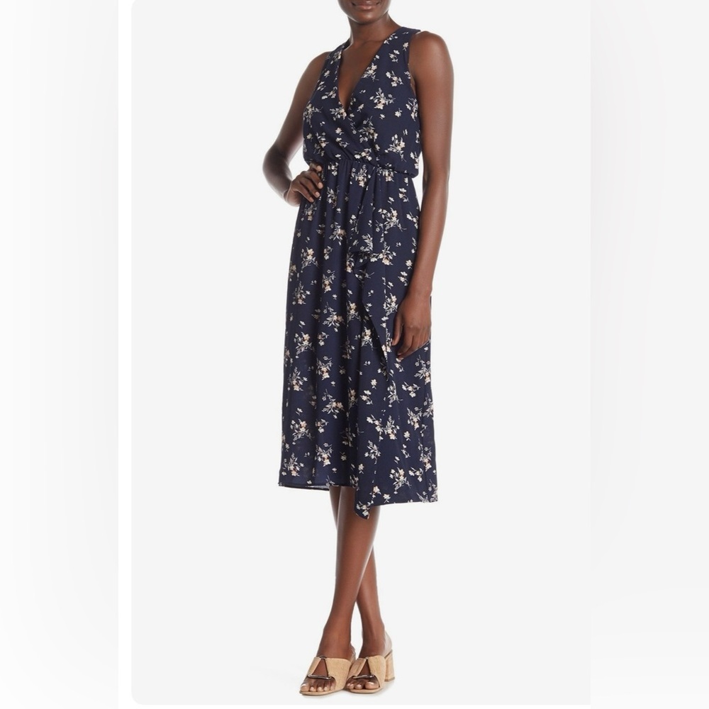 EVERLY | Faux Wrap Floral Midi dress
Good condition​